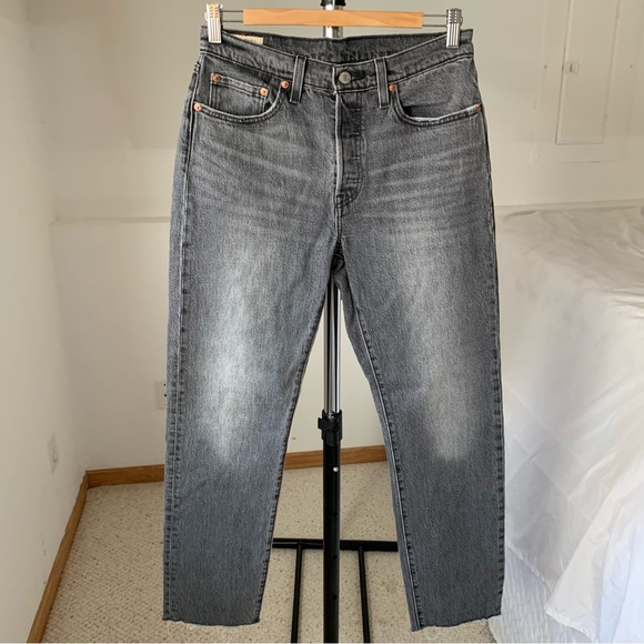 Levi’s Premium 501 Jeans Women’s Size 28 - Picture 1 of 8
